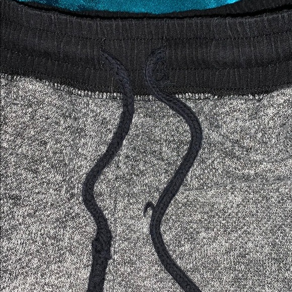 EUC Active USA joggers - Picture 4 of 4